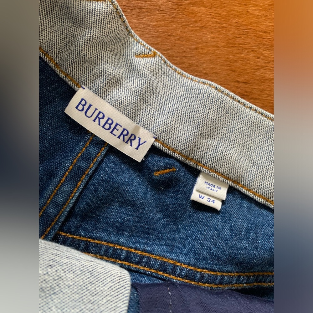 Mens Burberry Shorts Size 34 - Picture 4 of 7